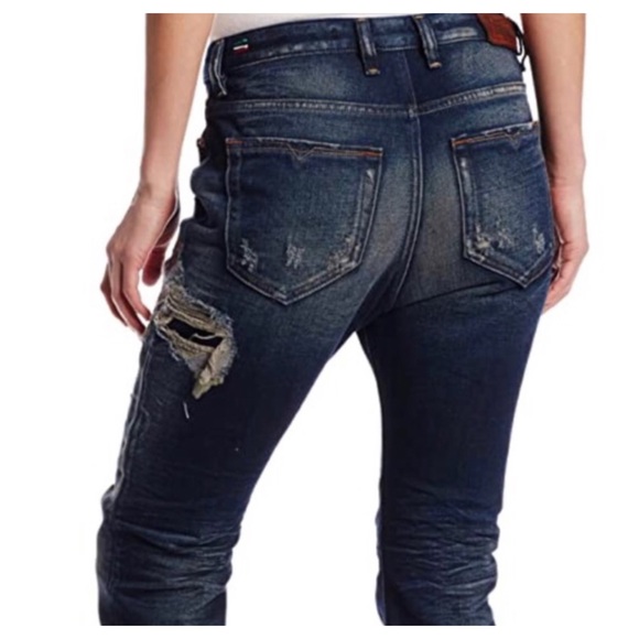 DIESEL Eazee | relaxed boyfriend distressed jeans size 23 -26" waist/24" inseam - Picture 4 of 4